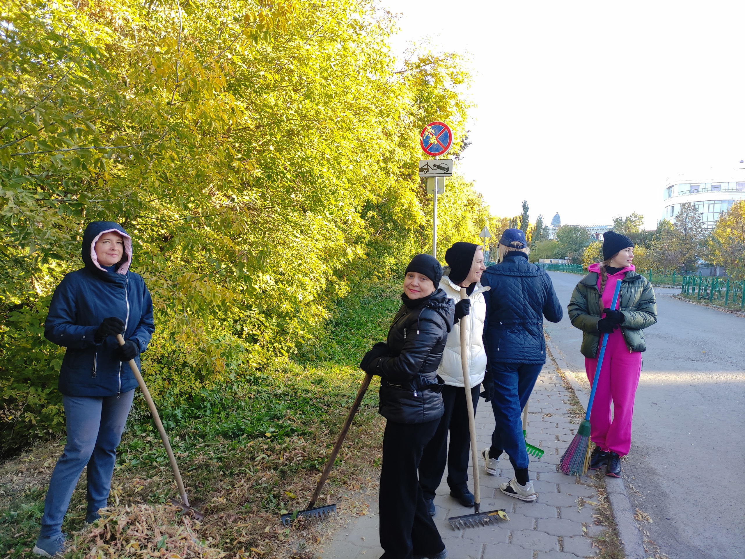 Коллектив КСП г. Омска принял участие в общегородском субботнике