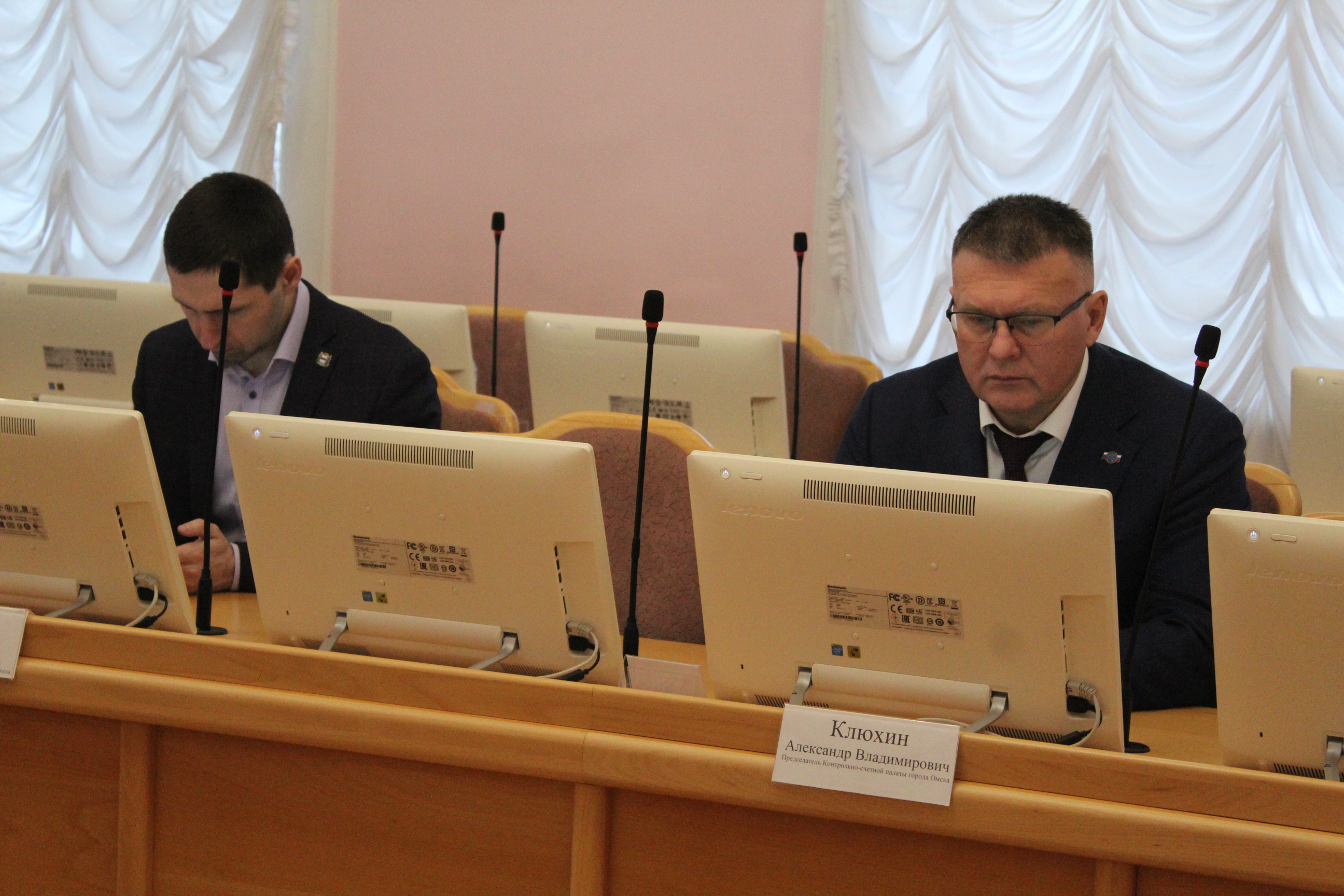Участие Председателя КСП г. Омска в заседании комитета Омского городского Совета по муниципальной собственности 21.01.2025