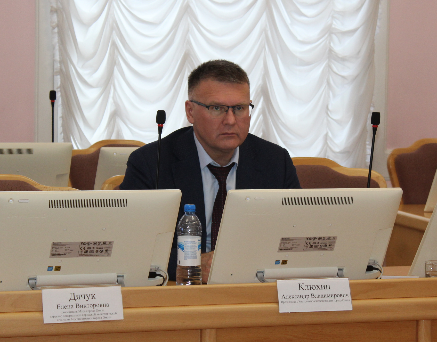 Участие Председателя КСП г. Омска в заседании комитета Омского городского Совета по вопросам градостроительства, архитектуры и землепользования 12.11.2025
