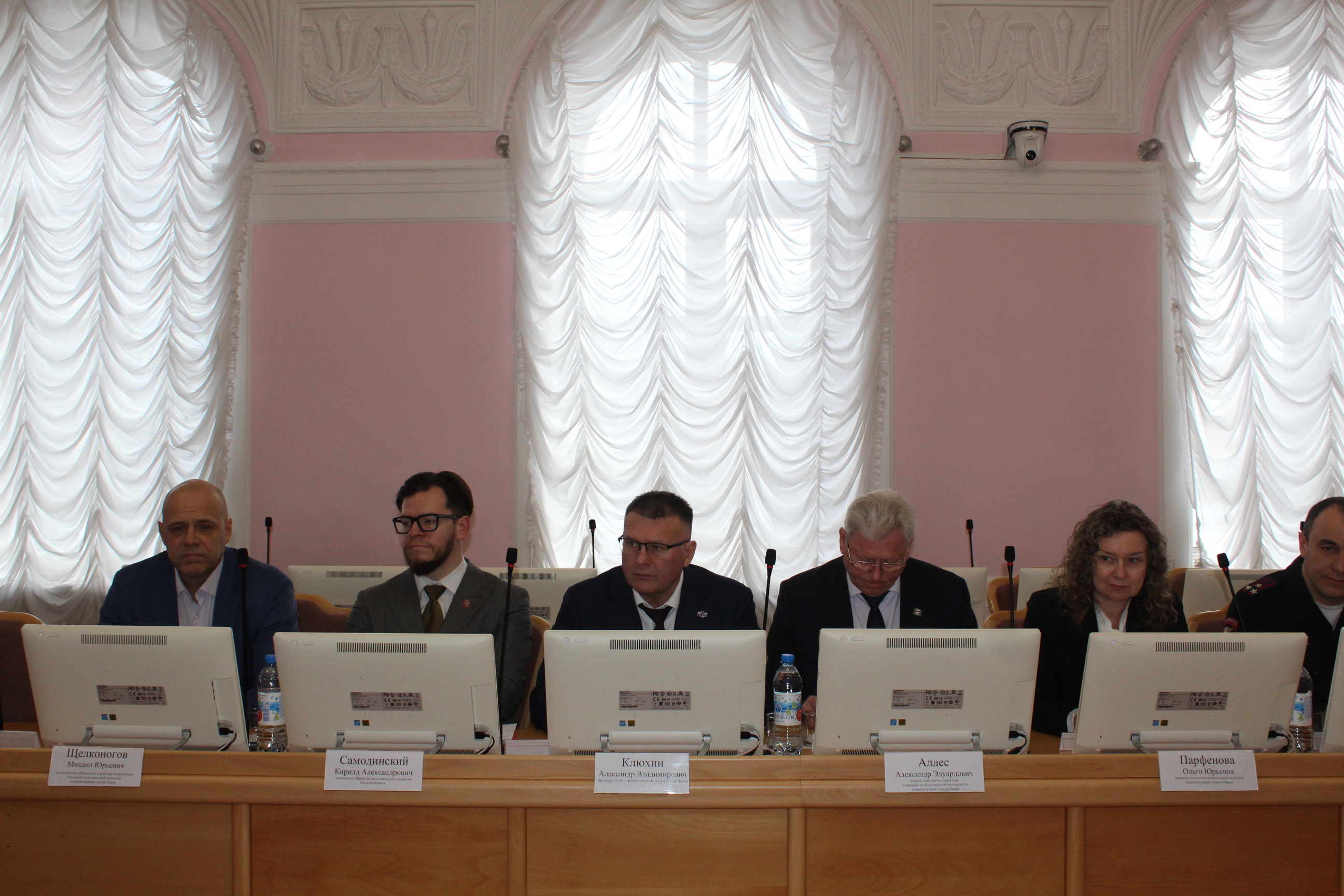 Участие Председателя КСП г. Омска в заседании комитета Омского городского Совета по вопросам местного самоуправления, законности и правопорядка 21.01.2025