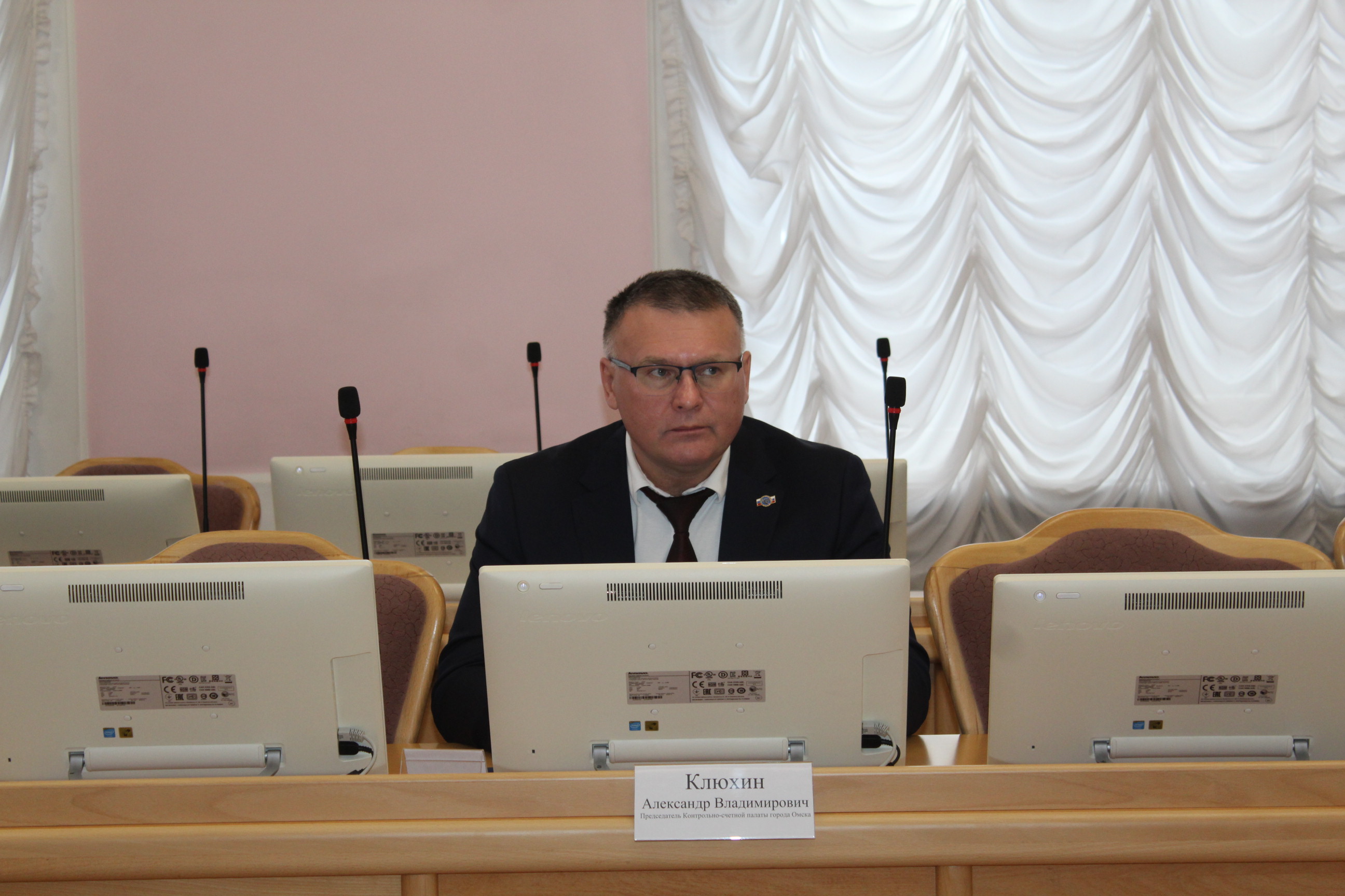Участие Председателя КСП г. Омска в заседании комитета Омского городского Совета по муниципальной собственности 20.01.2026